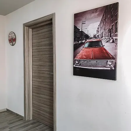 아파트 Lovely Modern In St.julian