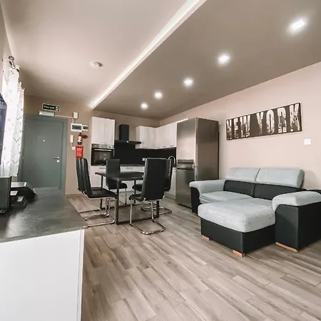 Lovely Modern In St.julian Apartman *
